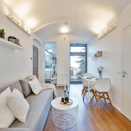 Elegant Apartments With Terrace & Bike Path Prague Exterior photo