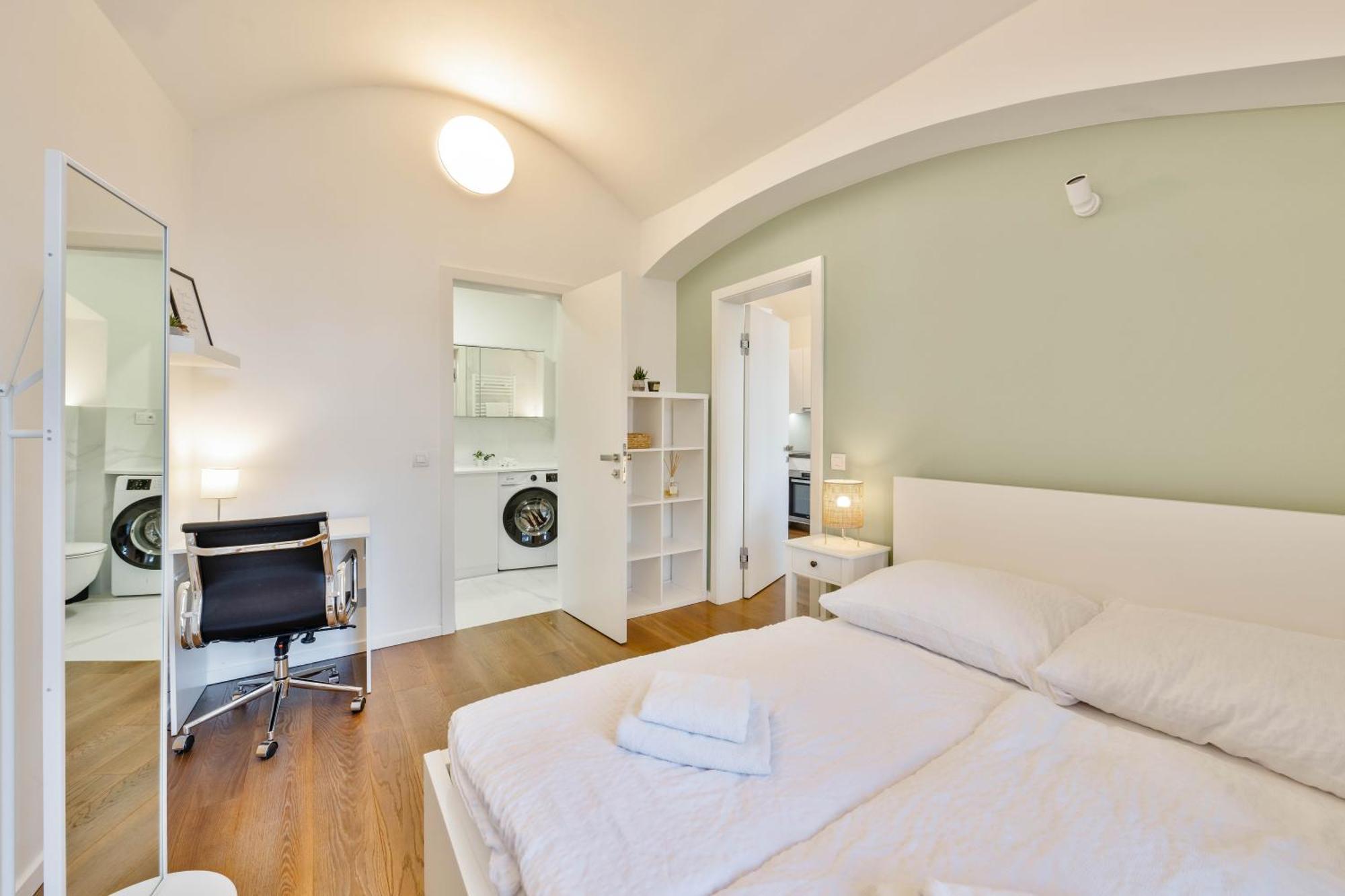 Elegant With Terrace & Bike Path * Praag